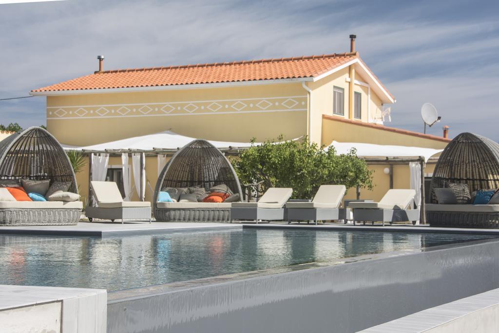 The Fig Boutique Suites Salir de Porto Bagian luar foto